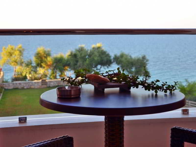 Kymothoe Elite Suites Τσιλιβί Εξωτερικό φωτογραφία
